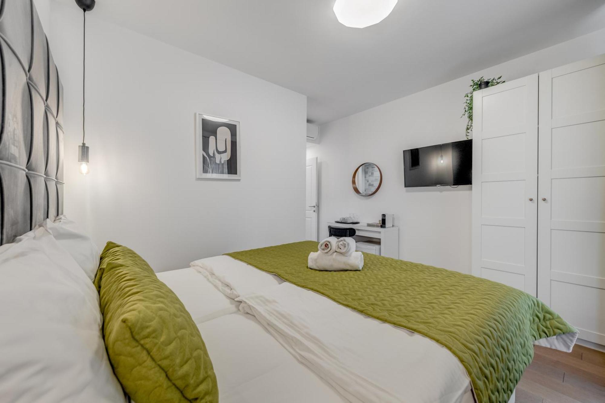 Finn Luxury Apartment *